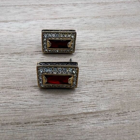 Ruby red rhinestone rectangular elegant fancy post earrings w gold tone backing - Picture 2 of 5